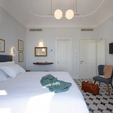 Abbraccio Boutique Retreat *